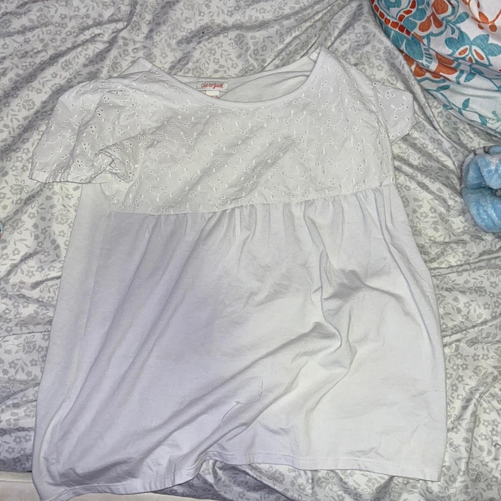 Cat and jack plain white shirt